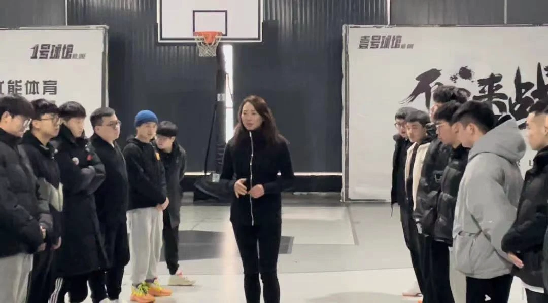 为什么篮球交流对球员发展如此重要_1